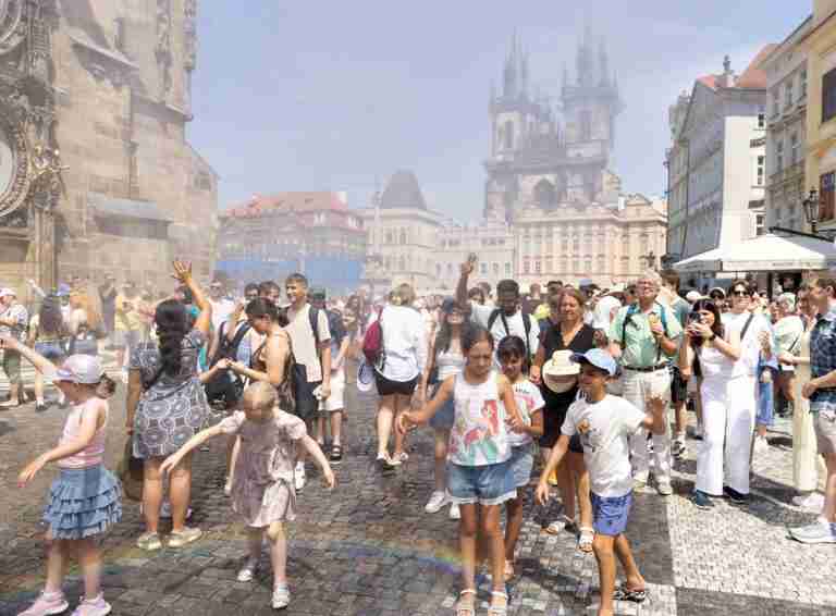 Southeastern Europe feels effects of heatwave, wildfires break out