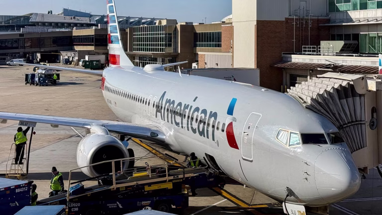 FAA to investigate near collision incident on Miami runway