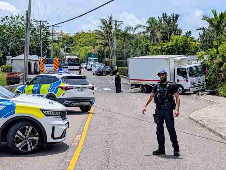 Multi-vehicle collision causes traffic delays in Paget
