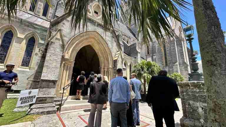 Photos: Mourners arrive for Sir John Swan funeral