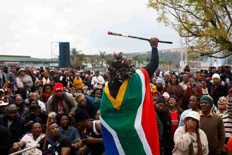 Nigeria brings home 1,490 citizens from South Africa after xenophobic attacks
