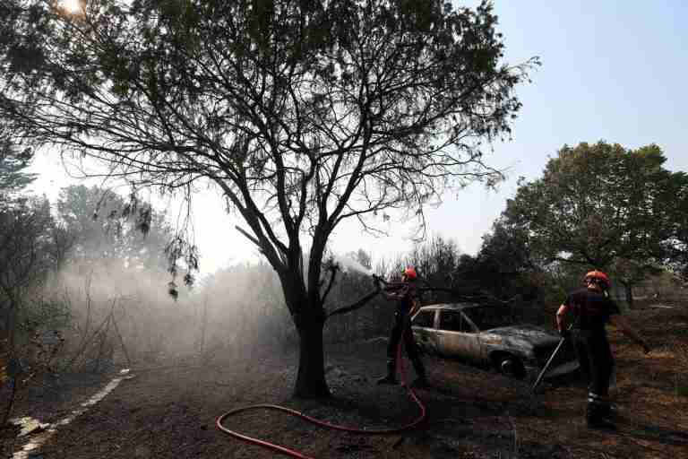 Spain, France battle wildfires as heat grips southern Europe