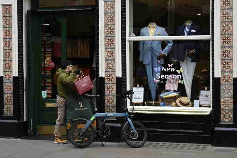UK retailers report smallest sales drop since January, CBI says