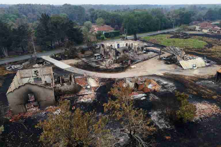France braces for fourth major heatwave as crews tackle Bordeaux blaze