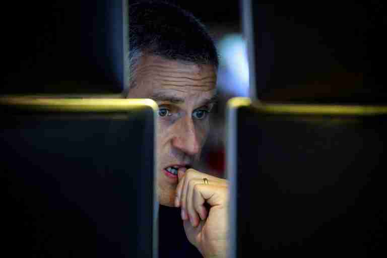 Market warning signals flare again as tech, inflation fears intensify