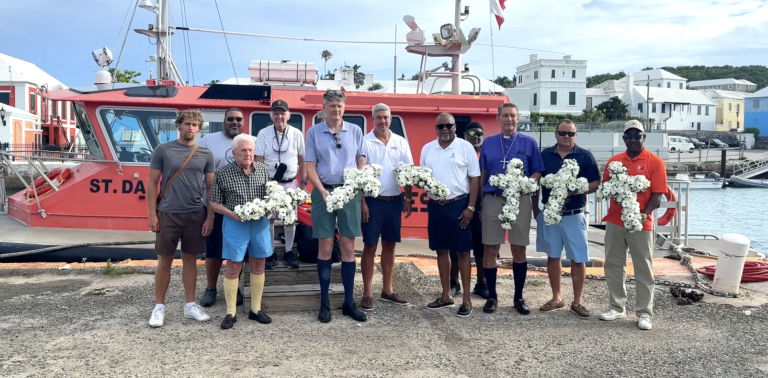 Video: Time-honoured tribute to those lost at sea