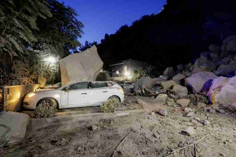 Magnitude 4.7 quake strikes near Italy’s Naples, causing outages and damage