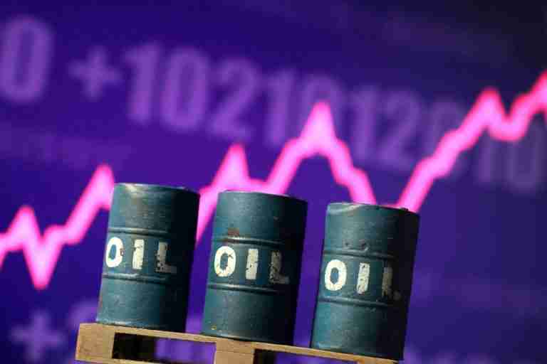 Oil prices drive up Maurel & Prom profit, Venezuela exports seen normalising