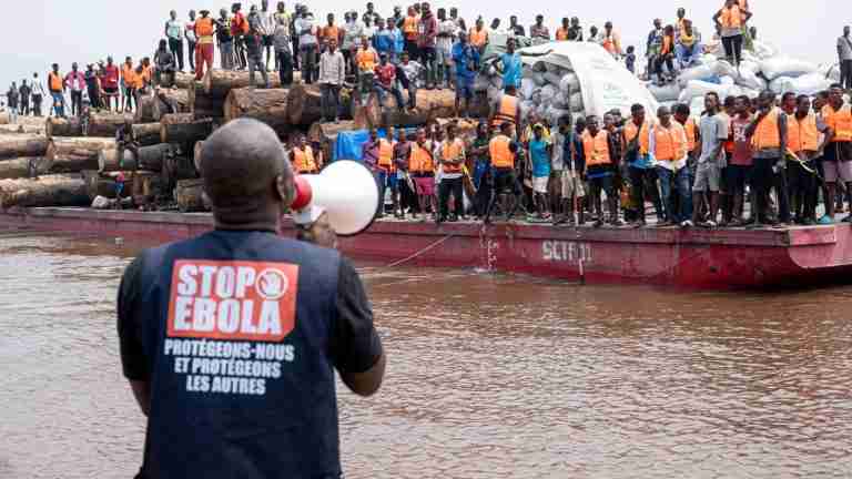 Seven passengers on boat intercepted near Kinshasa test negative for Ebola