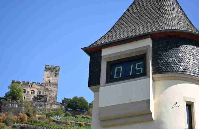 Low Rhine levels disrupting German industry