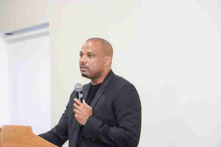 Hayward campaign hosts trade unionists