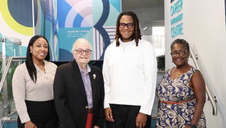 Rotary Club awards scholarship to Bermuda College student