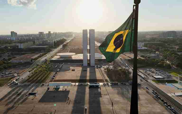 Brazil races to rein in AI weeks before election