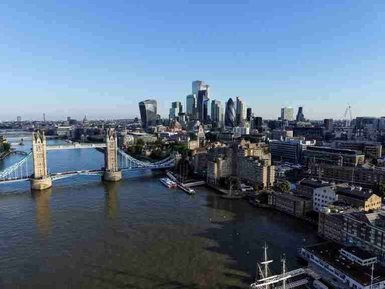 UK economy grows by most since early 2025 on possible AI boost