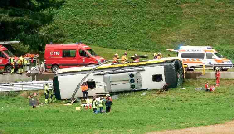 Five killed in bus crash near Swiss Alpine village