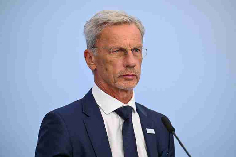 EU banks must be bigger, have deeper capital market, to compete with US, say top EU officials