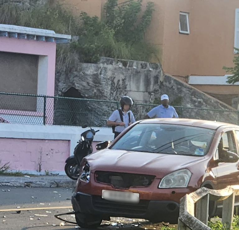 Crash in St. George’s holds up commuter traffic