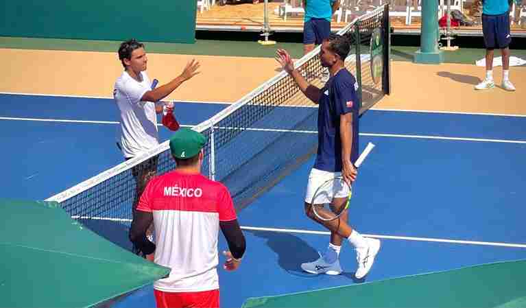 Mexico seize command of Davis Cup tie
