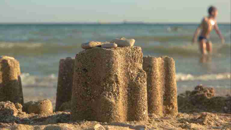 BUEI builds new partnership for sandcastle competition