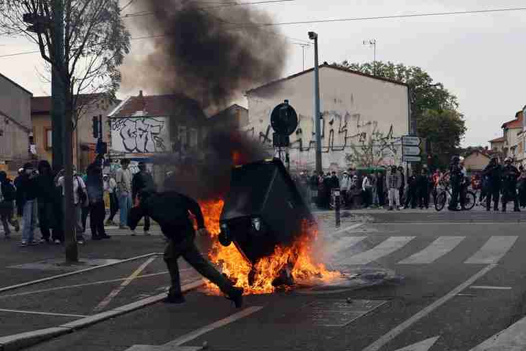 Students and police clash as France struggles to quell school protests