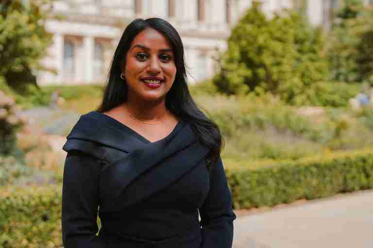 Overseas territories minister visits Bermuda